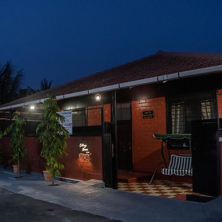 Udupi Homestay - Cottage House - Dendoorkatte Zewnętrze zdjęcie
